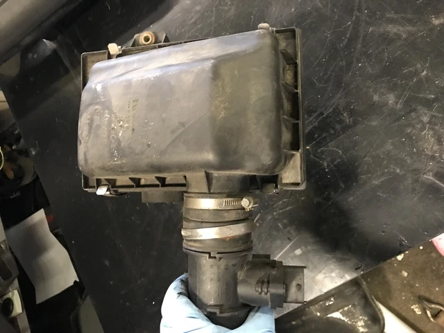 Luftfilterkasten Opel Agila GM 09204631 83E-A02 Luftmengenmesser 0280218119
