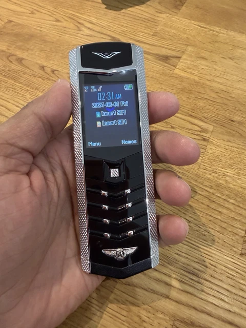 Vertu Signature Cobra: A Luxurious Masterpiece - VERTU® Official Site