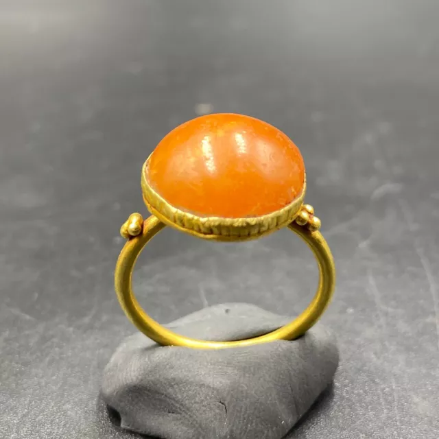 Genuine Ancient Roman Solid High Karat Gold Ring With Authentic Ancient Amber