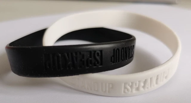 Braccialetto  Silicone Stand Up Speak Up Misura Adulto No Racism