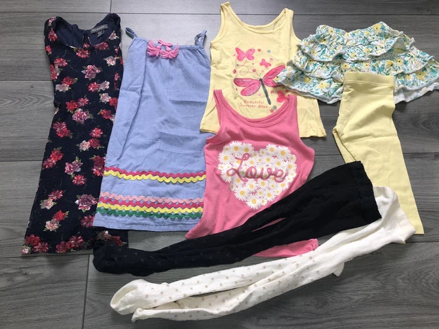 Bundle of girls summer clothes age 2-3 years