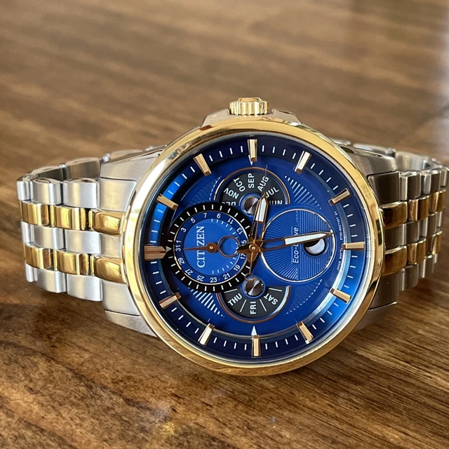 CITIZEN ECO DRIVE CALENDRIER MOONPHASE Two Tone Men s Watch