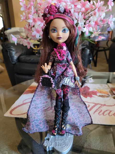 MUÑECA ALTA COMPLETA Briar Beauty Spring Unspring Ever After