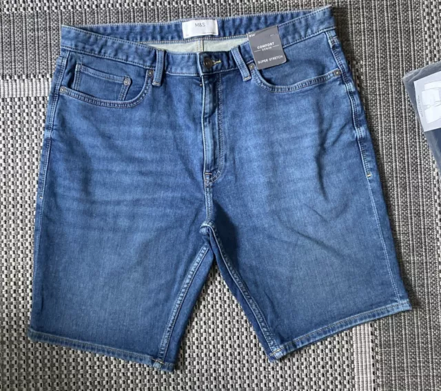 Pantaloncini denim da uomo Marks & Spencer super elasticizzati taglia 36 blu Med