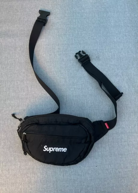 Supreme waist bag cheap fw18 on body