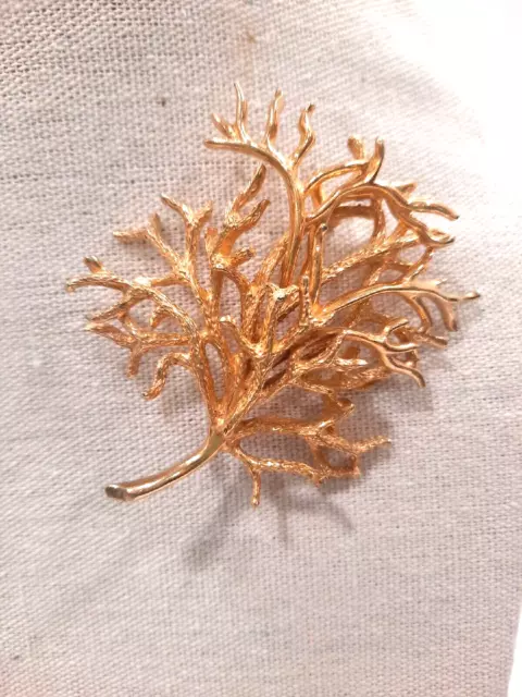 CASTLECLIFF LG VINTAGE DESIGNER BROOCH Bare Tree or Coral ? - Gold Metal Signed