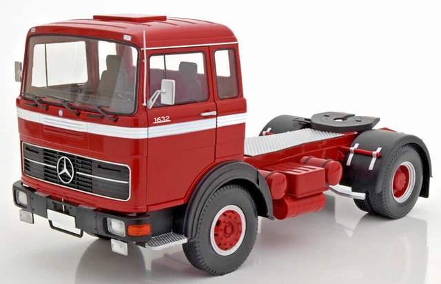 Miniature IXOMODELS - Camion Mercedes LPS 1632 4x2 Bleu - Échelle 1/43 - Neuf