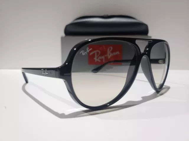 Ray-Ban Sunglasses RB 4125 Cats 5000 Black Frame Grey Gradient lens 601/32