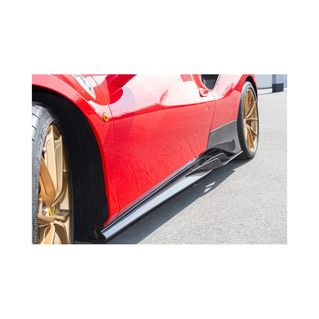 Capristo Ferrari 488 GTS Carbon Side Skirts