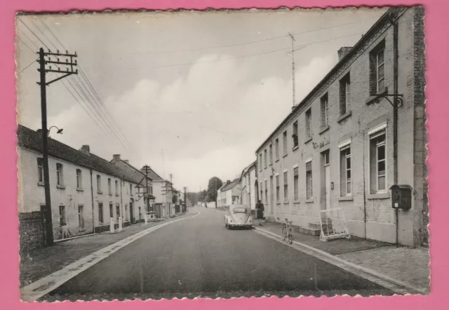 Belgique - MERBES LE CHATEAU - Rue St Martin (VW Coccinelle)