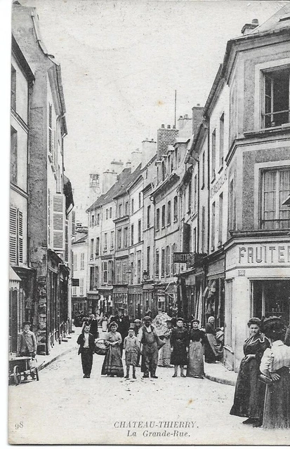 CPA LYRE, RUE de la poste EUR 10,00 - FR