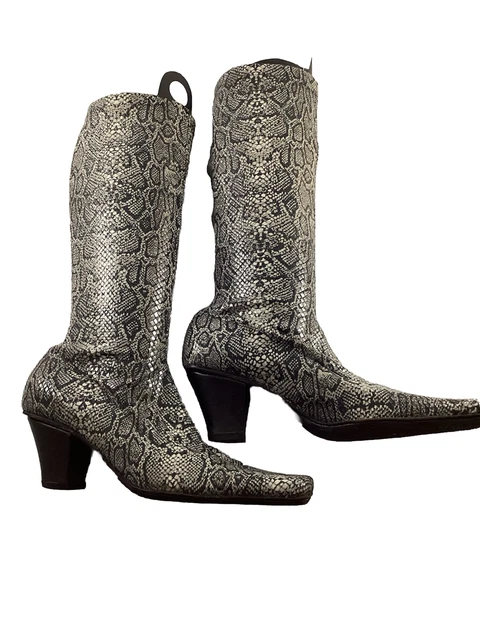 Vero cuoio snakeskin sales boots