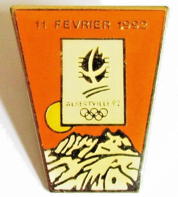 Pin's ALBERTVILLE 92 VILLE OLYMPIQUE JO Hiver France Signé Pin's ALBERTVILLE 92 VILLE OLYMPIQUE JO Hiver France Signé