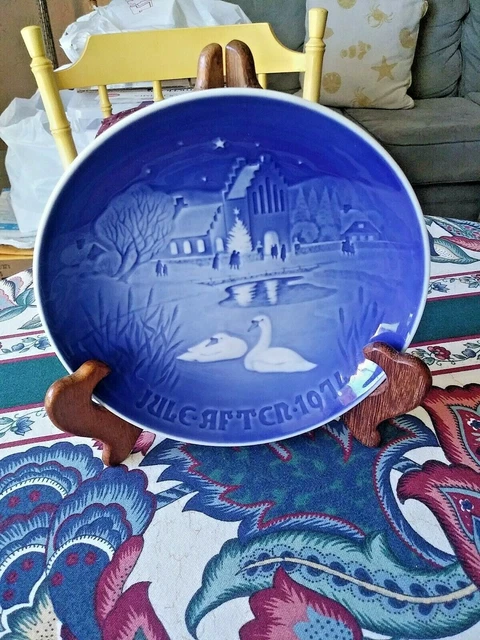 Vintage 1974 Jule After Swans Bing & Grondahl Collectible Plate Porcelain