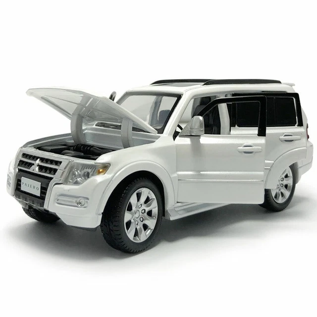 1:32 Mitsubishi Pajero Model Car Diecast Vehicle Toy Cars Toys for Kids White