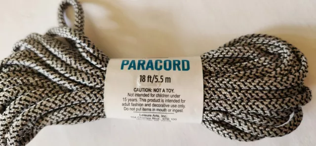 LEISURE ARTS 47753 PARACORD 18FT BLACK & WHITE - New!