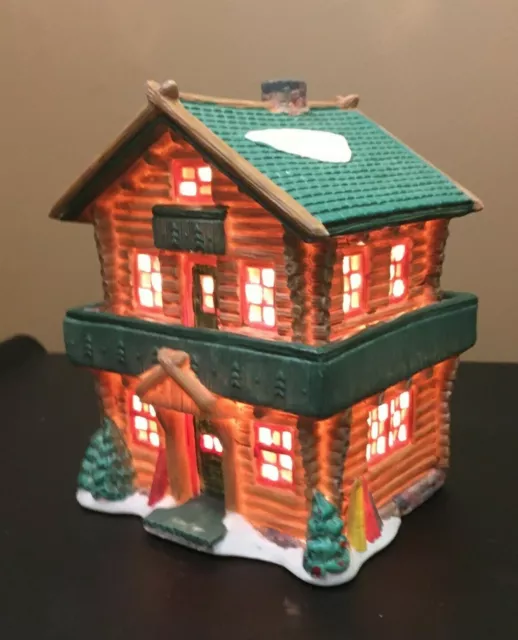 **Vintage SEASONAL SPECIALTIES CO. LIGHTED CHRISTMAS VILLAGE LOG LODGE w/CORD 2