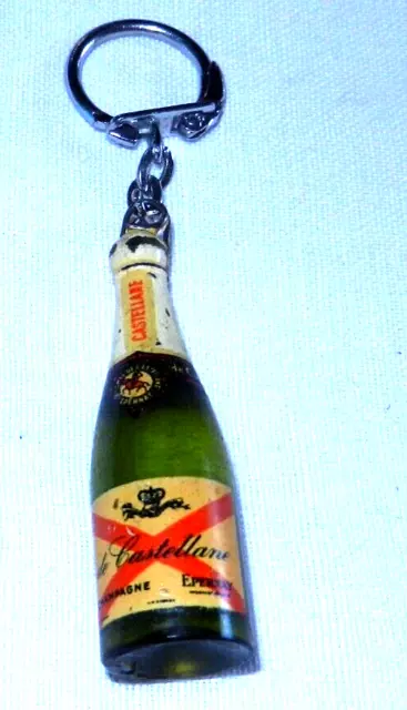Ancien porte clé Bouteille de Champagne De Castellane Epernay années 60