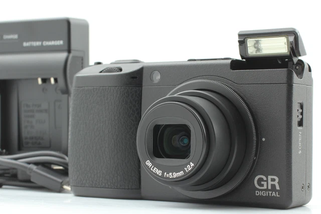 [MINT] Ricoh GR DIgital II 10.1MP Model Point & Shoot Compact Camera From JAPAN