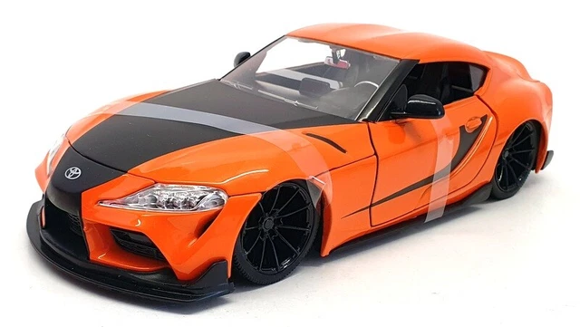 Jada 1/24 – Toyota Supra 2020 + Figurine Rick Hunter – Robotech – Diecast