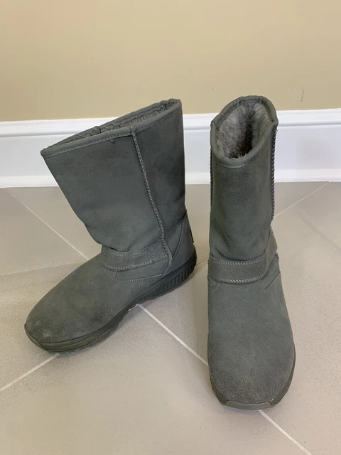 Sketchers Shape Ups Suede Faux Fur Lined Boots Women’s Size 9 Sketchers Shape Ups Suede Faux Fur Lined Boots Women’s Size 9