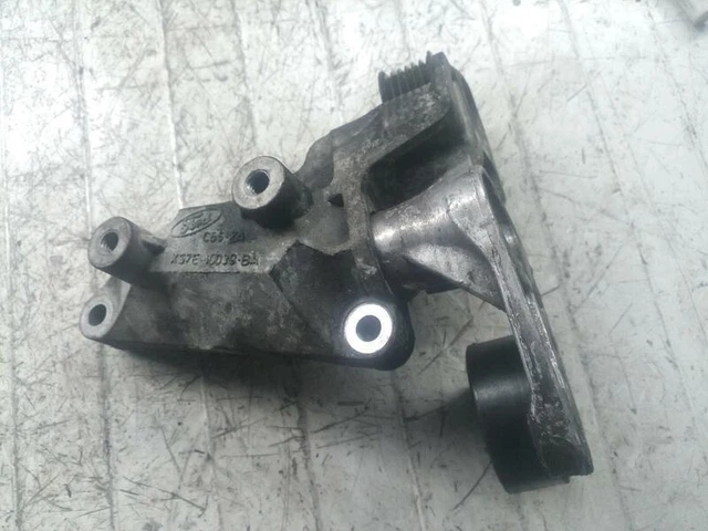 XS7E10039BA galet tendeur pour FORD MONDEO III SEDAN 2.0 16V TDDI TDCI 193145