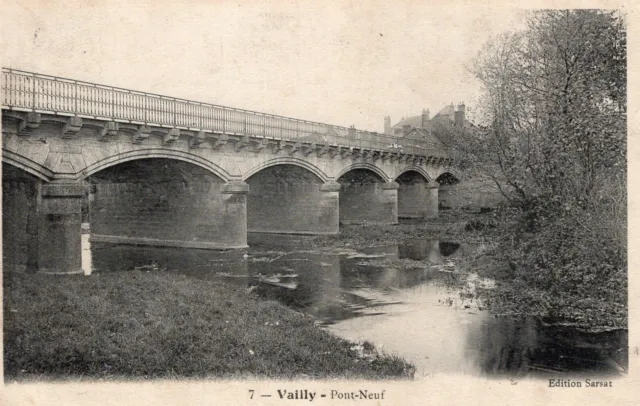 *6407 cpa 18 Vailly - Pont Neuf