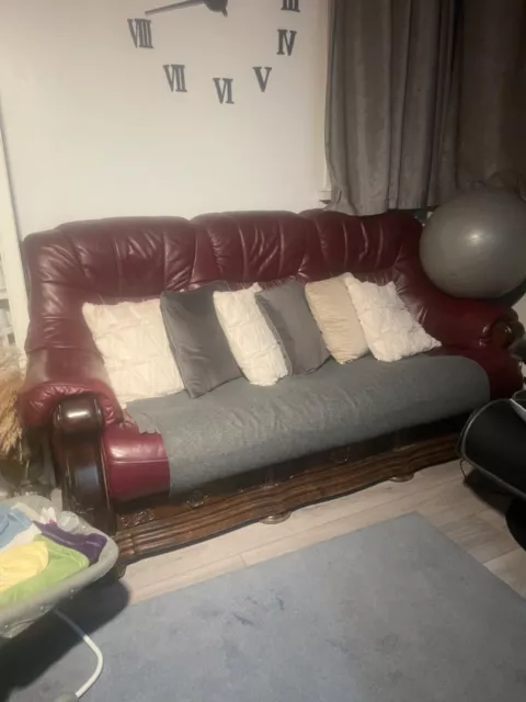 Victorian style, Dodsworth leather sofa - Quick sale!
