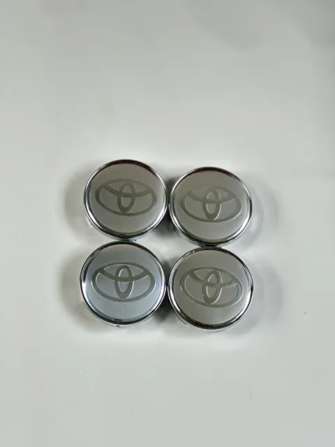 4 Stück 60mm Toyota Nabendeckel Nabenkappen Felgendeckel  Silber Chrom NEU