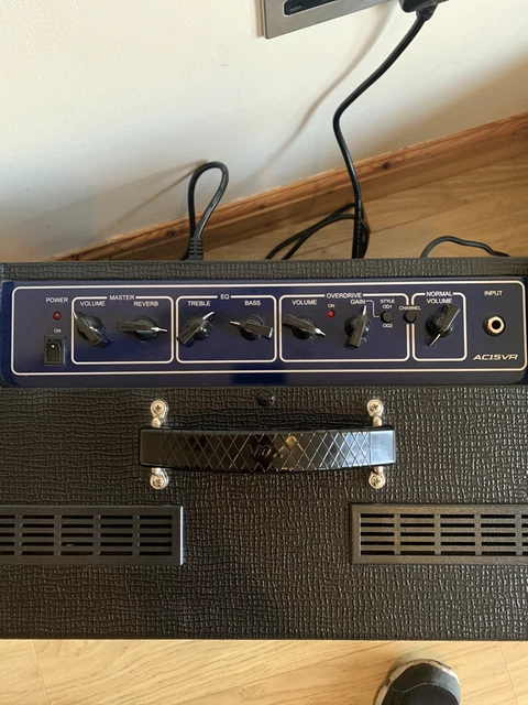 Vox AC15VR guitar amp 2