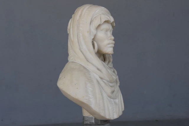 Bustes orientalistes en marbre de Carrare XIXème (paire) 8