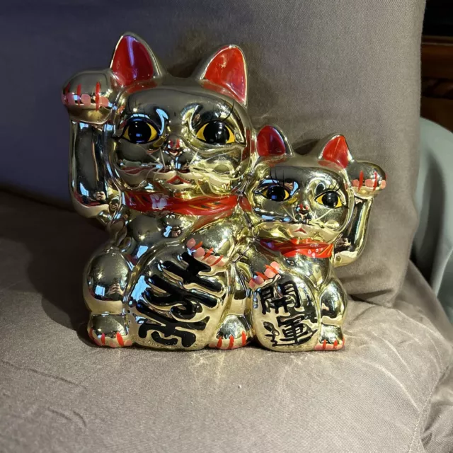 Japanese Lucky Cat "Manekineko" Piggy Bank Gypsum Gold Detailed