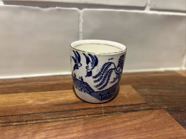 Vintage Old Willow China Blue &White Egg Cup