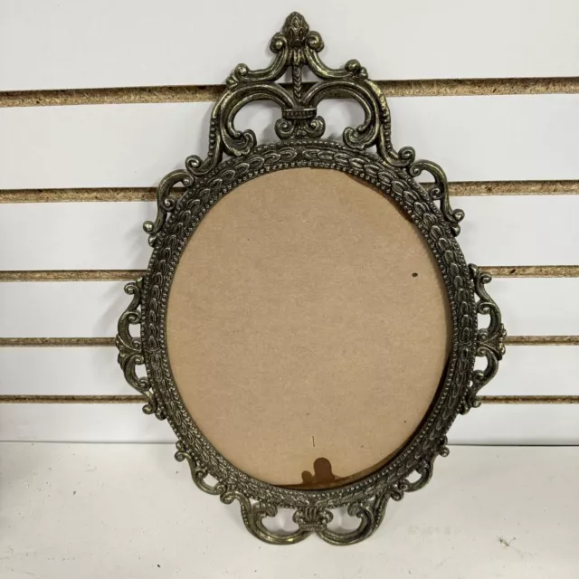 Vintage Victorian Ornate Brass Wall Hanging Oval Picture Frame Metal
