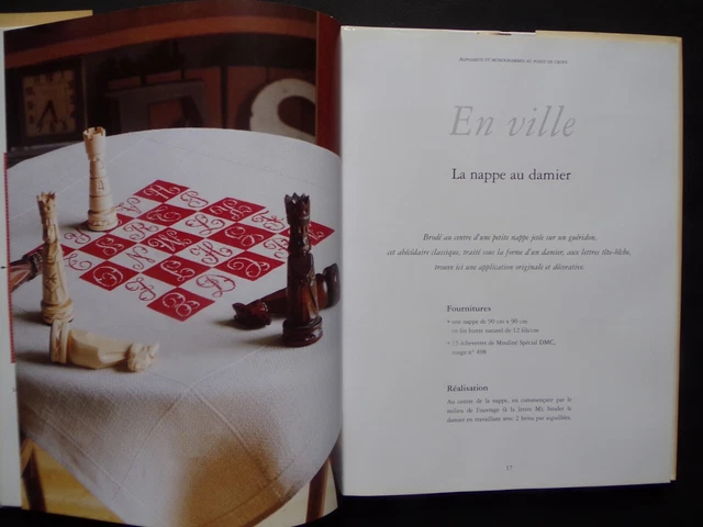 Livre De Point De Croix: Lettres Entrelacées Et Monogrammes - Michèle Rain