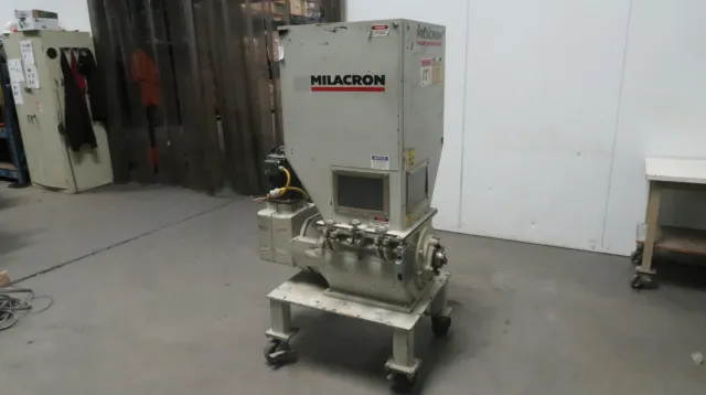 Milacron SRRS-3 Low Speed Plastic Granulator M0899