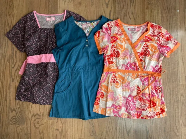 Lot of 3 Women's Koi Scrub Tops Nurse Floral Lace Green Red Gray Pink Fitted S