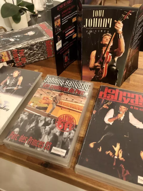 Lot De Cassette VHS Johny Hallyday-Coffret Parc Des Princes 93-Johny à La Cigale