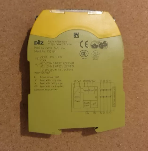 Pilz PNOZ S4 24V Safety Relay 2