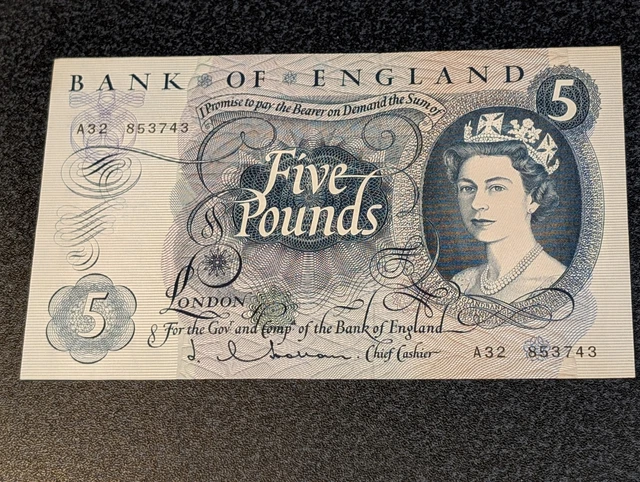 Elizabeth II (1952-2022), English, British, Banknotes, Coins