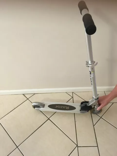 Razor a Kick Scooter-Au