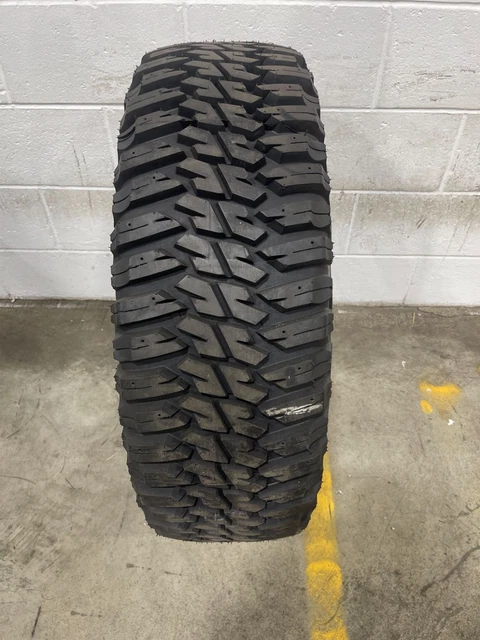 1x LT285/70R17 BFGoodrich Mud Terrain T/A KM 18/32 Used Tire
