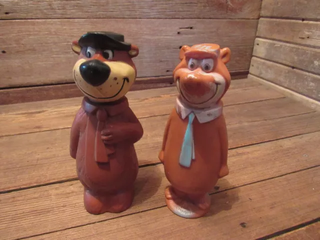 Vintage LOT Knickerbocker 60s Plastic Hanna Barbera Yogi Bear Coin Bank & Other