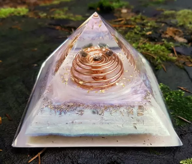 Powerful Orgonite orgone pyramid, Diamonds, Herkimer, Moldavite, 24k gold