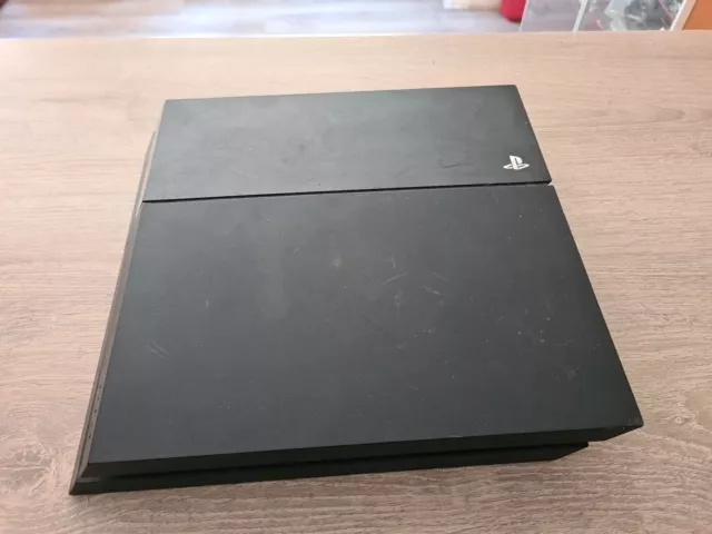 Console - Playstation 4 - PS4 FAT - Pour pièces - HS
