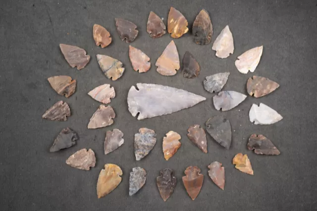 35 PC Flint Arrowhead Collection Stone Spear Head Points Size 1-3"  832