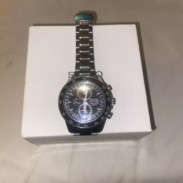SEIKO SPORTURA PERPETUAL V198 0AA0 Men s Solar Quartz 185.00