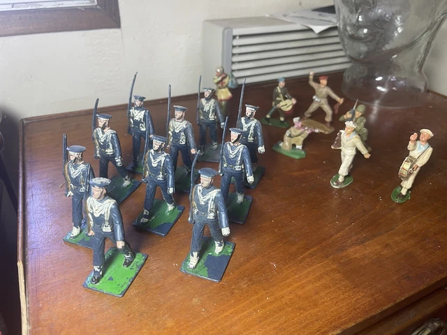 Lot De Soldats Vintage En Plastique - Occasion, Figurines De Collection