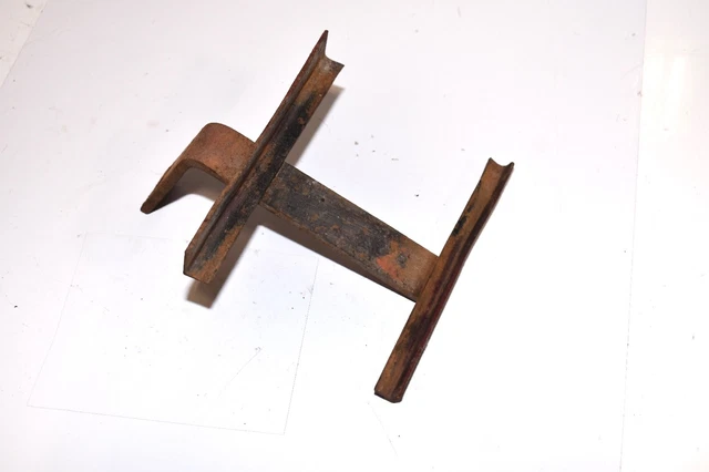1965 Jacobsen Chief 800 Garden Tractor * BATTERY MOUNT * Riding Lawn Mower Part