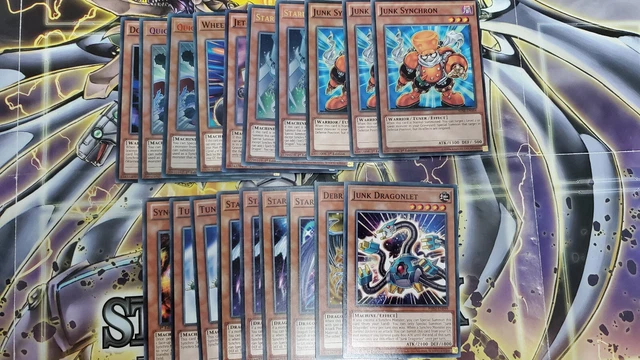 Yu-Gi-Oh! Dark Magician Deck - 40 Card Main Deck + 6 Extra Deck Cards